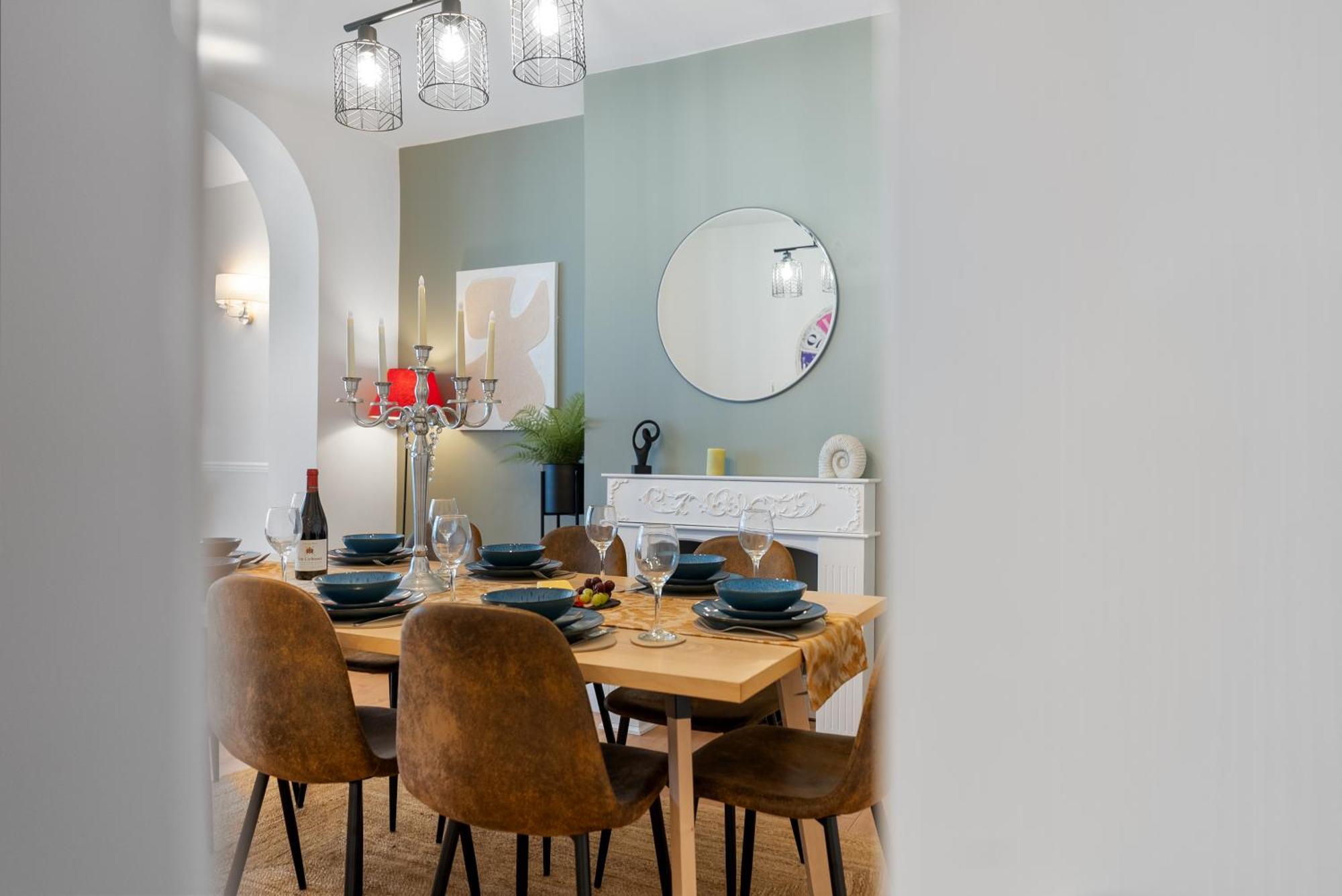 Long Term And Summer Special Offer! 5-Bedroom Spacious, Stunning Design, Sociable Areas & Cosy House Near South Downs Park, Sleeps 11 With Games Room, Private Parking And Garden- By Blue Puffin Stays Waterlooville Kültér fotó