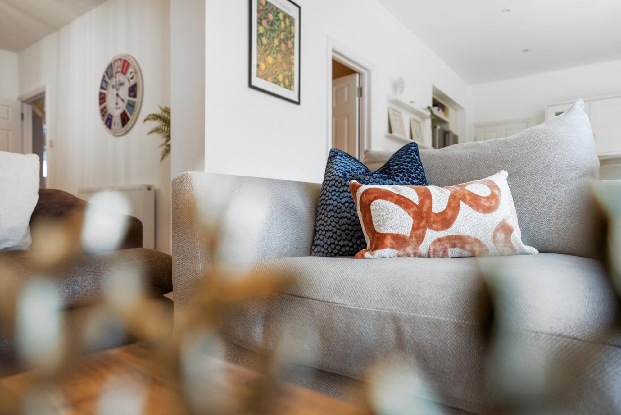 Long Term And Summer Special Offer! 5-Bedroom Spacious, Stunning Design, Sociable Areas & Cosy House Near South Downs Park, Sleeps 11 With Games Room, Private Parking And Garden- By Blue Puffin Stays Waterlooville Kültér fotó